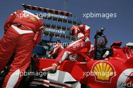 23.04.2006 Imola, Italy,  Michael Schumacher (GER), Scuderia Ferrari - Formula 1 World Championship, Rd 4, San Marino Grand Prix, Sunday Pre-Race Grid