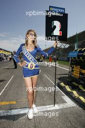 23.04.2006 Imola, Italy,  Grid girl - Formula 1 World Championship, Rd 4, San Marino Grand Prix, Sunday Grid Girl