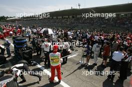 23.04.2006 Imola, Italy,  The Imola grid - Formula 1 World Championship, Rd 4, San Marino Grand Prix, Sunday Pre-Race Grid