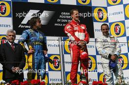 23.04.2006 Imola, Italy,  Fernando Alonso (ESP), Renault F1 Team and Michael Schumacher (GER), Scuderia Ferrari, Juan-Pablo Montoya (COL), Juan Pablo, McLaren Mercedes  - Formula 1 World Championship, Rd 4, San Marino Grand Prix, Sunday Podium