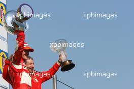 23.04.2006 Imola, Italy,  Michael Schumacher (GER), Scuderia Ferrari and Jean Todt (FRA), Scuderia Ferrari, Teamchief, General Manager, Team Principal - Formula 1 World Championship, Rd 4, San Marino Grand Prix, Sunday Podium