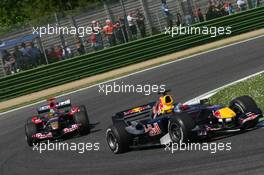 23.04.2006 Imola, Italy,  Christian Klien (AUT), Red Bull Racing, RB2 leads Vitantonio Liuzzi (ITA), Scuderia Toro Rosso, STR01 - Formula 1 World Championship, Rd 4, San Marino Grand Prix, Sunday Race