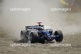 23.04.2006 Imola, Italy,  Mark Webber (AUS), Williams F1 Team, FW28 Cosworth - Formula 1 World Championship, Rd 4, San Marino Grand Prix, Sunday Race