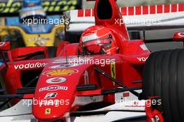 23.04.2006 Imola, Italy,  Michael Schumacher (GER), Scuderia Ferrari, 248 F1 leads Fernando Alonso (ESP), Renault F1 Team, R26 - Formula 1 World Championship, Rd 4, San Marino Grand Prix, Sunday Race