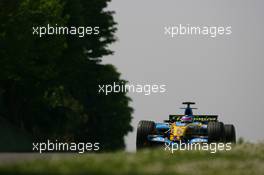 22.04.2006 Imola, Italy,  Giancarlo Fisichella (ITA), Renault F1 Team, R26 - Formula 1 World Championship, Rd 4, San Marino Grand Prix, Saturday Practice