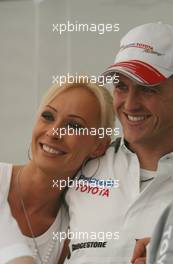 22.04.2006 Imola, Italy,  Cora Schumacher (GER), Wife of Ralf Schumacher with Ralf Schumacher (GER), Toyota Racing - Formula 1 World Championship, Rd 4, San Marino Grand Prix, Saturday