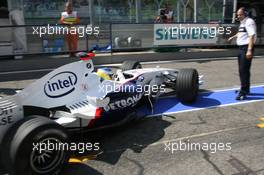 22.04.2006 Imola, Italy,  Nick Heidfeld (GER), BMW Sauber F1 Team - Formula 1 World Championship, Rd 4, San Marino Grand Prix, Saturday Practice