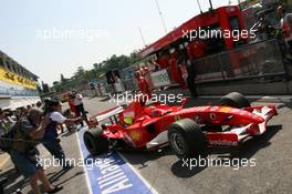 22.04.2006 Imola, Italy,  Michael Schumacher (GER), Scuderia Ferrari - Formula 1 World Championship, Rd 4, San Marino Grand Prix, Saturday Practice