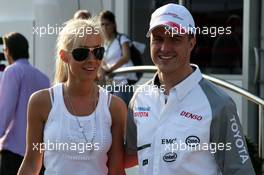 22.04.2006 Imola, Italy,  Ralf Schumacher (GER), Toyota Racing and Cora Schumacher (GER), Wife of Ralf Schumacher - Formula 1 World Championship, Rd 4, San Marino Grand Prix, Saturday