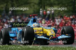 22.04.2006 Imola, Italy,  Fernando Alonso (ESP), Renault F1 Team, R26 - Formula 1 World Championship, Rd 4, San Marino Grand Prix, Saturday Qualifying