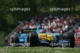 22.04.2006 Imola, Italy,  Giancarlo Fisichella (ITA), Renault F1 Team, R26 - Formula 1 World Championship, Rd 4, San Marino Grand Prix, Saturday Qualifying