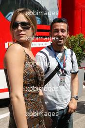 23.04.2006 Imola, Italy,  Max Biaggi (ITA) and his girl friend Elonora Pedron - Formula 1 World Championship, Rd 4, San Marino Grand Prix, Sunday