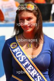 23.04.2006 Imola, Italy,  Fosters girl - Formula 1 World Championship, Rd 4, San Marino Grand Prix, Sunday