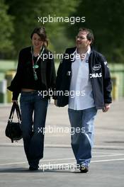 20.04.2006 Imola, Italy,  Johanna and Jacques Villeneuve (CDN), BMW Sauber F1 Team - Formula 1 World Championship, Rd 4, San Marino Grand Prix, Thursday