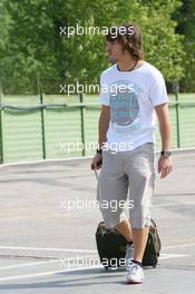 20.04.2006 Imola, Italy,  Fernando Alonso (ESP), Renault F1 Team - Formula 1 World Championship, Rd 4, San Marino Grand Prix, Thursday