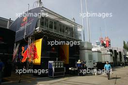 20.04.2006 Imola, Italy,  Red Bull  engineer rooms are now above the transporters - Formula 1 World Championship, Rd 4, San Marino Grand Prix, Thursday