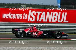 25.08.2006 Istanbul, Turkey,  Vitantonio Liuzzi (ITA), Scuderia Toro Rosso, STR01 - Formula 1 World Championship, Rd 14, Turkish Grand Prix, Friday Practice