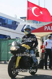 25.08.2006 Istanbul, Turkey,  Nick Heidfeld (GER), BMW Sauber F1 Team, arrives at the circuit - Formula 1 World Championship, Rd 14, Turkish Grand Prix, Friday