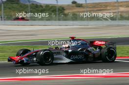 25.08.2006 Istanbul, Turkey,  Kimi Raikkonen (FIN), Räikkönen, McLaren Mercedes, MP4-21 - Formula 1 World Championship, Rd 14, Turkish Grand Prix, Friday Practice