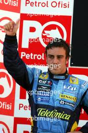 27.08.2006 Istanbul, Turkey,  Fernando Alonso (ESP), Renault F1 Team - Formula 1 World Championship, Rd 14, Turkish Grand Prix, Sunday Podium