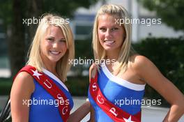 30.06.2006 Indianapolis, USA,  USA GP Girls - Formula 1 World Championship, Rd 10, United States Grand Prix, Friday