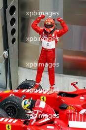 02.07.2006 Indianapolis, USA,  1st Place, Michael Schumacher (GER), Scuderia Ferrari, 248 F1, 2nd place Felipe Massa (BRA), Scuderia Ferrari, 248 F1, 3rd place Giancarlo Fisichella (ITA), Renault F1 Team, R26 - Formula 1 World Championship, Rd 10, United States Grand Prix, Sunday Podium