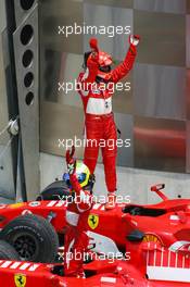 02.07.2006 Indianapolis, USA,  1st Place, Michael Schumacher (GER), Scuderia Ferrari, 248 F1, 2nd place Felipe Massa (BRA), Scuderia Ferrari, 248 F1, 3rd place Giancarlo Fisichella (ITA), Renault F1 Team, R26 - Formula 1 World Championship, Rd 10, United States Grand Prix, Sunday Podium