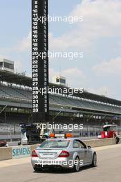 29.06.2006 Indianapolis, USA,  The safety car goes out on track - Formula 1 World Championship, Rd 10, United States Grand Prix, Thursday