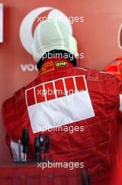 01.02.2006 Valencia, Spain,  Michael Schumacher (GER), Scuderia Ferrari ist testing some new "ear protections" under his helmet -  Formula One Testing, Circuito Ricardo Tormo (ESP)