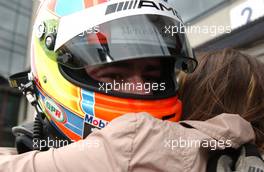 20.05.2006 Oschersleben, Germany,  Paul di Resta (GBR), ASM Formula 3, Dallara F305 Mercedes 1st place being hugged by his girlfriend. - F3 Euro Series 2006 at Motorsport Arena Oschersleben
