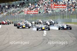 19.08.2006 Nürburg, Germany,  Start, Sebastian Vettel (GER), ASM Formula 3, Dallara F305 Mercedes, ahead of Paul di Resta (GBR), ASM Formula 3, Dallara F305 Mercedes - F3 Euro Series 2006 at Nürburgring