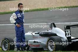 20.08.2006 Nürburg, Germany,  Michael Herck (MCO), Bas Leinders Junior Racing Team, Dallara F306 Mercedes, standing next to his car after he quit the race - F3 Euro Series 2006 at Nürburgring