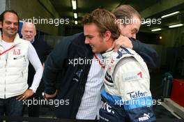 13.10.2006 Le Mans, France,  Benjamin Johl (GER), Manager of Giedo van der Garde, congratulates Giedo van der Garde (NED), ASM Formula 3, Dallara F305 Mercedes, with his pole position - F3 Euro Series 2006 at Le Mans Bugatti Circuit, France