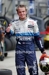 13.10.2006 Le Mans, France,  Giedo van der Garde (NED), ASM Formula 3, Dallara F305 Mercedes happy with his pole position. - F3 Euro Series 2006 at Le Mans Bugatti Circuit, France