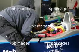 13.10.2006 Le Mans, France,  Giedo van der Garde (NED), ASM Formula 3, Dallara F305 Mercedes, preparing for the qualifying session - F3 Euro Series 2006 at Le Mans Bugatti Circuit, France