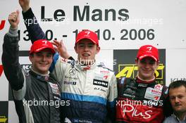 14.10.2006 Le Mans, France,  Podium, Paul di Resta (GBR), ASM Formula 3, Dallara F305 Mercedes (1st, center), Jonathan Summerton (USA), ASL Mücke Motorsport, Dallara F305 Mercedes (2nd, left) and Guillaume Moreau (FRA), Signature-Plus, Dallara F305 Mercedes (3rd, right) - F3 Euro Series 2006 at Le Mans Bugatti Circuit, France