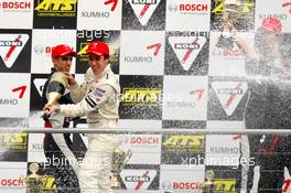 28.10.2006 Hockenheim, Germany,  Podium, Esteban Guerrieri (ARG), Manor Motorsport, Dallara F305 Mercedes, spraying champaign - F3 Euro Series 2006 at Hockenheimring