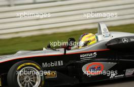 28.10.2006 Hockenheim, Germany,  Esteban Guerrieri (ARG), Manor Motorsport, Dallara F305 Mercedes happy with his victory. - F3 Euro Series 2006 at Hockenheimring