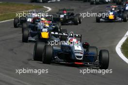 06.08.2006 Zandvoort, The Netherlands,  Start of the race, with Paul Di Resta (GBR), ASM F3, Dallara F305 Mercedes, leading - Masters of Formula 3 at Circuit Park Zandvoort