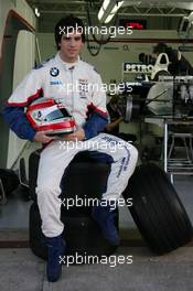 23.11.2006 Valencia, Spain, Driver Portraits, Euan Hankey (GBR), Fortec Motorsport - DELL Formula BMW World Final 2006, 23th - 26th November, Circuit de la Comunitat Valenciana Ricardo Tormo - For further information please register at www.formulabmwworldfinal-images.com - This image is free for editorial use only. Please use for Copyright/Credit: c BMW AG