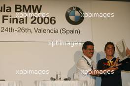 26.11.2006 Valencia, Spain, Sunday, Prize Giving Ceremony, Stefano Coletti (MCO), EuroInternational and Dr. Mario Theissen (GER), BMW Motorsport Director - DELL Formula BMW World Final 2006, 23th - 26th November, Circuit de la Comunitat Valenciana Ricardo Tormo - For further information please register at www.formulabmwworldfinal-images.com - This image is free for editorial use only. Please use for Copyright/Credit: c BMW AG