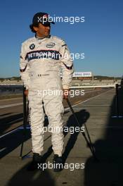 23.11.2006 Valencia, Spain, Alessandro Zanardi (ITA), BMW WTCC Driver, Tests the BMW Sauber F1 team, F1.06 - DELL Formula BMW World Final 2006, 23th - 26th November, Circuit de la Comunitat Valenciana Ricardo Tormo - For further information please register at www.formulabmwworldfinal-images.com - This image is free for editorial use only. Please use for Copyright/Credit: c BMW AG