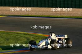 23.11.2006 Valencia, Spain, Alessandro Zanardi (ITA), BMW WTCC Driver, Tests the BMW Sauber F1 team, F1.06 - DELL Formula BMW World Final 2006, 23th - 26th November, Circuit de la Comunitat Valenciana Ricardo Tormo - For further information please register at www.formulabmwworldfinal-images.com - This image is free for editorial use only. Please use for Copyright/Credit: c BMW AG