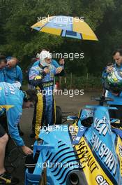 09.07.2006 Goodwood, England,  Giancarlo Fisichella (ITA) Renault R26  - Goodwood Festival of Speed, Goodwood, UK
