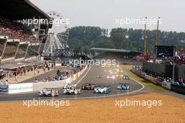 14-18.06.2006 Le Mans, France,  7, AUDI SPORT TEAM JOEST (DEU), LM P1, AUDI (5499T), R.CAPELLO (ITA), T.KRISTENSEN (DNK), A.Mc NISH (GBR) leads the start of the race - Le Mans 24 Hours