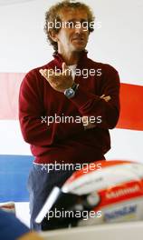 28.08.2007 Silverstone, England,  Nicolas Prost (FRA), driver of A1 Team France and his father Alain Prost (FRA) - A1GP World Cup of Motorsport 2007/08, Silverstone Testing  - Copyright Free for editorial usage, Credit:A1GP