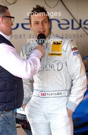 20.04.2007 Hockenheim, Germany,  Gary Paffett (GBR), Persson Motorsport AMG Mercedes, AMG-Mercedes C-Klasse being interviewed. - DTM 2007 at Hockenheimring (Deutsche Tourenwagen Masters)