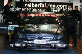 20.04.2007 Hockenheim, Germany,  Mika Häkkinen (FIN), Team HWA AMG Mercedes, AMG Mercedes C-Klasse, in the pitbox - DTM 2007 at Hockenheimring (Deutsche Tourenwagen Masters)