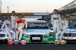 19.05.2007 Klettwitz, Germany,  All British drivers in the DTM. From left to right: Susie Stoddart (GBR), Mücke Motorsport AMG Mercedes, Portrait, Gary Paffett (GBR), Persson Motorsport AMG Mercedes, Portrait, Adam Carroll (GBR), TME, Portrait, Paul di Resta (GBR), Persson Motorsport AMG Mercedes, Portrait and Jamie Green (GBR), Team HWA AMG Mercedes, Portrait - DTM 2007 at Eurospeedway Lausitz (Lausitzring)