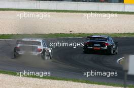 20.05.2007 Klettwitz, Germany,  Jamie Green (GBR), Team HWA AMG Mercedes, AMG Mercedes C-Klasse, tries to overtake Christian Abt (GER), Audi Sport Team Phoenix, Audi A4 DTM, but comes on the dirty side of the track and has to abort his attempt - DTM 2007 at Eurospeedway Lausitz (Lausitzring)